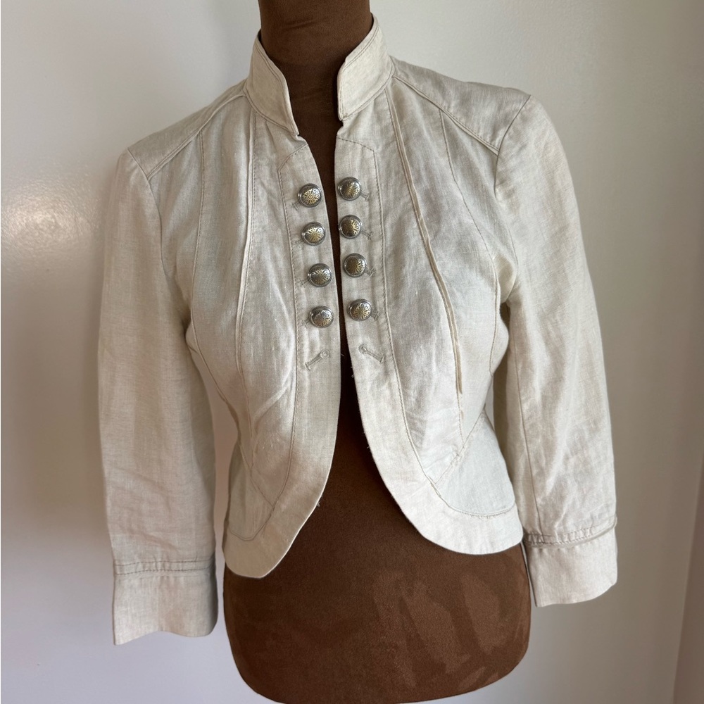 White House Black Market Cream Linen Buttoned Blazer